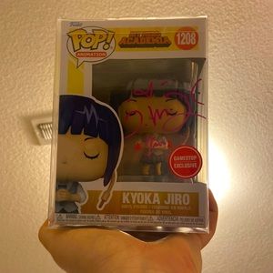 Autographed- KYOKA JIRO FUNKO POP #1208 GameStop Exclusive (Singing)